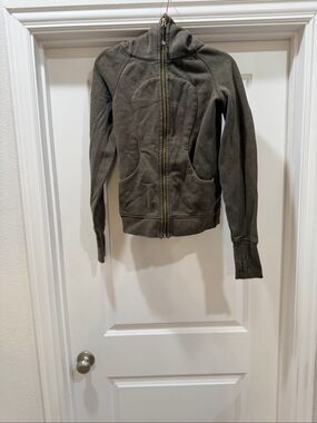 Lululemon Heathered Grey Luon Define Jacket Full-Zip Athletic Workout Size 6